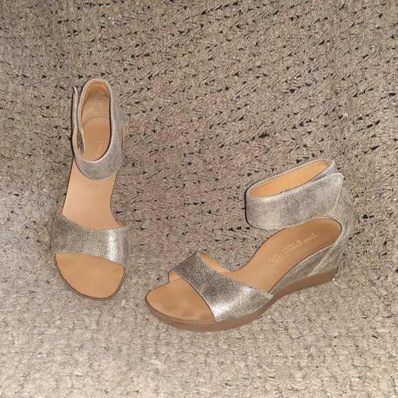 PAUL GREEN-Tammy-Metallic Nubuck/Suede Ankle Strap Wedge Sandal-Sz 6.5-Near Mint - Picture 1 of 8